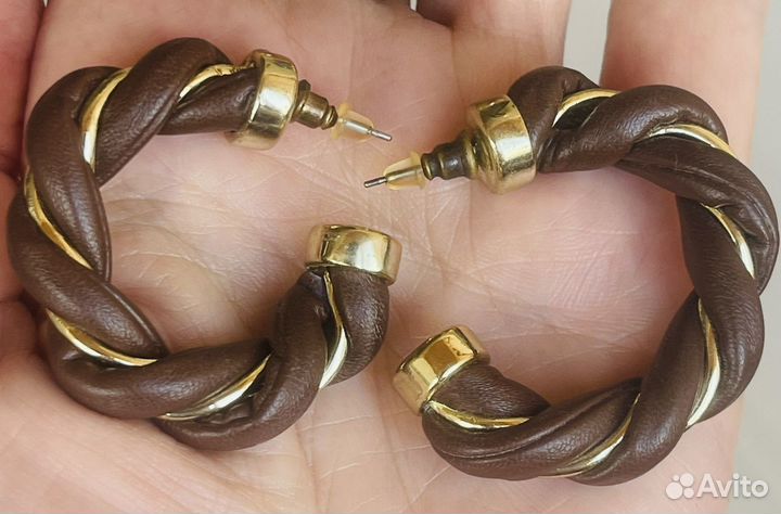 Серьги кожа Испания, подвеска с фианитом