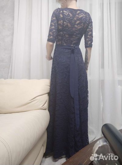 Вечернее платье