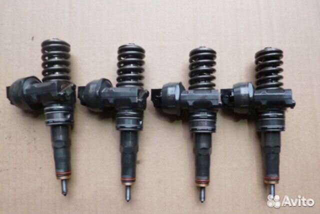 Форсунка Фольксваген VW 1,9 TDI 038130073AG