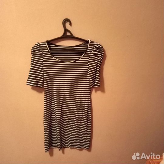 Платье a полоску 42