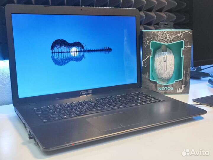 Ноутбук asus в отличном состоянии