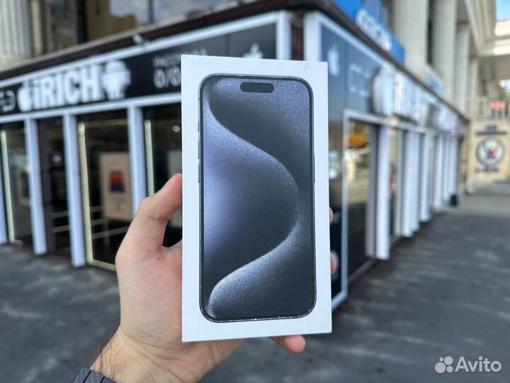 iPhone 15 Pro Max, 256 ГБ