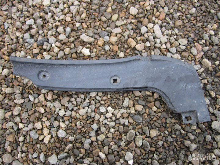 Подкрылок задний левый Toyota Corolla Fielder