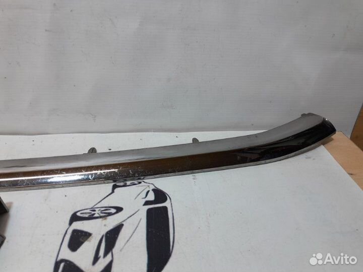 Хром решетки радиатора Toyota Highlander 3 50