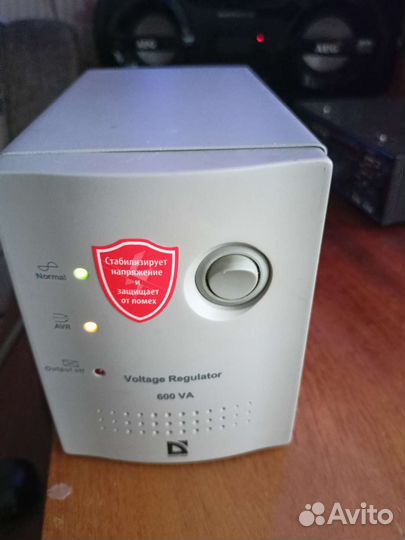 Стабилизатор напряжения