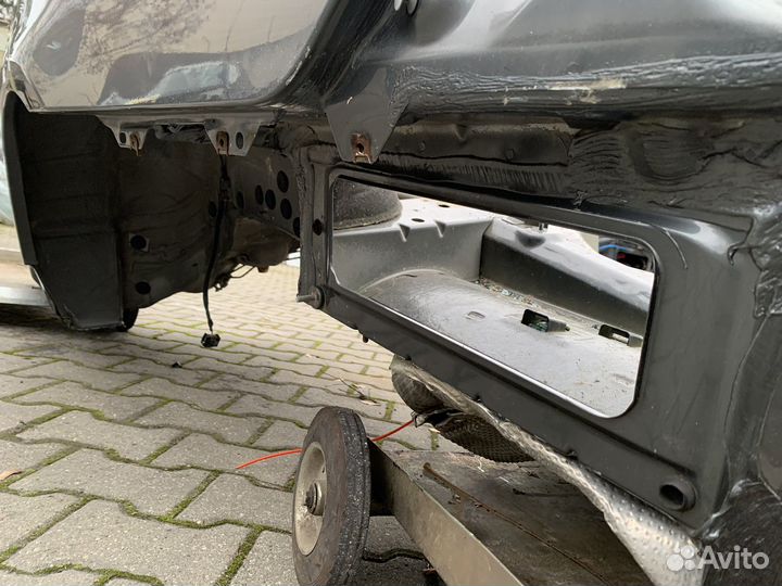 Четверть BMW 5 E61 заднее левое крыло