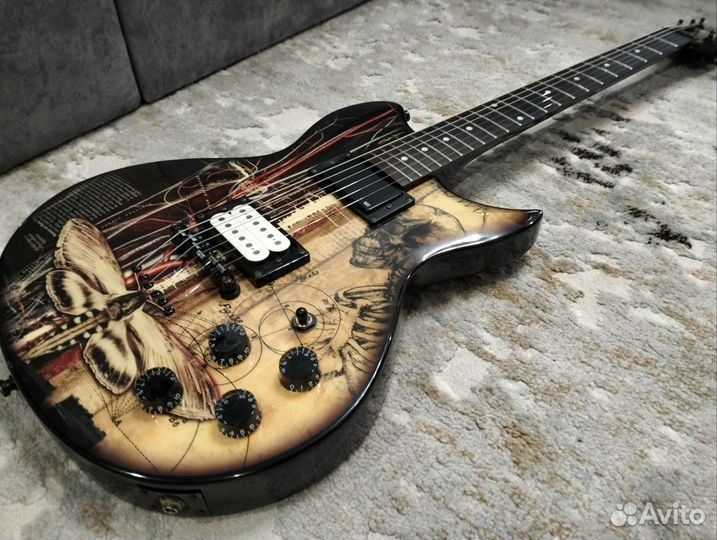 Электрогитара