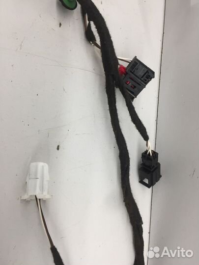 Электропроводка двери задней правой