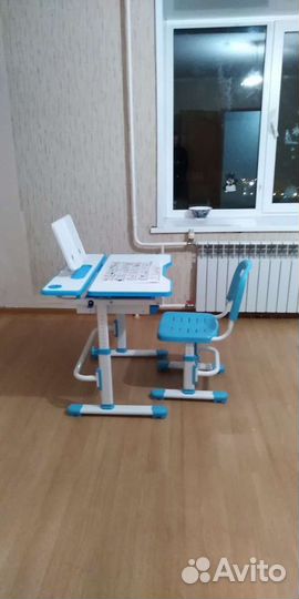 Растущая парта и стул
