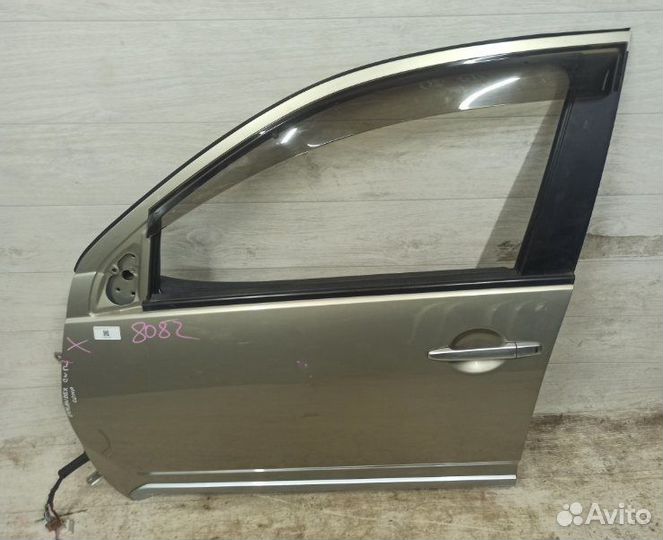 Дверь левая передняя Mitsubishi Outlander Xl
