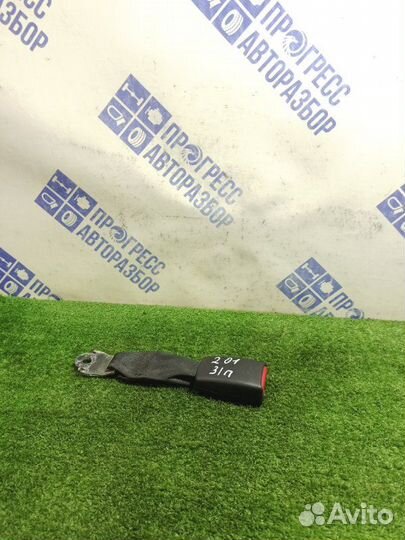 Ответная часть ремня безопасности задняя правая