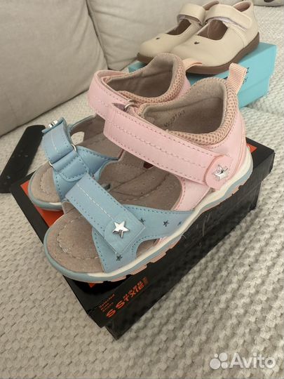 Сандалии для девочки