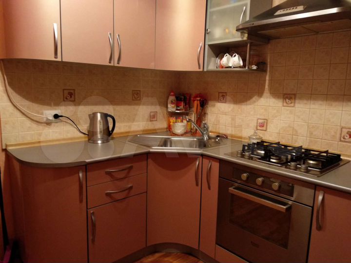 3-к. квартира, 70 м², 4/10 эт.