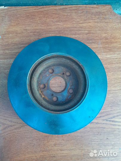 Диск тормозной передний Toyota Avensis 250