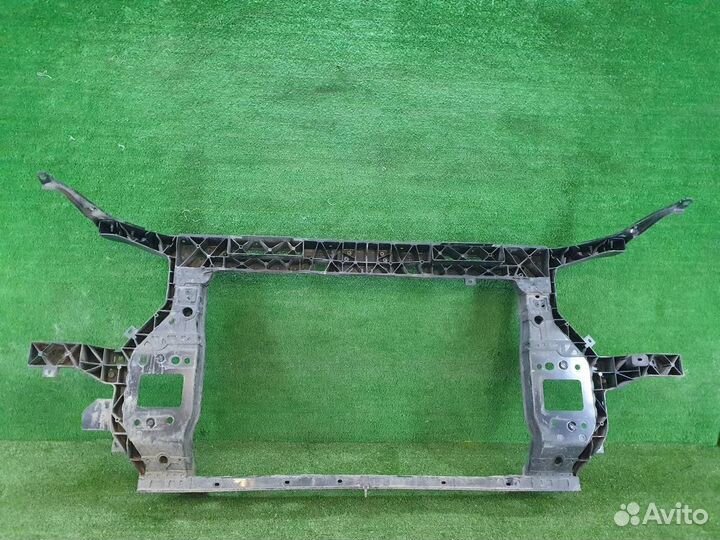 Панель передняя/телевизор (в сборе) Hyundai Santa Fe