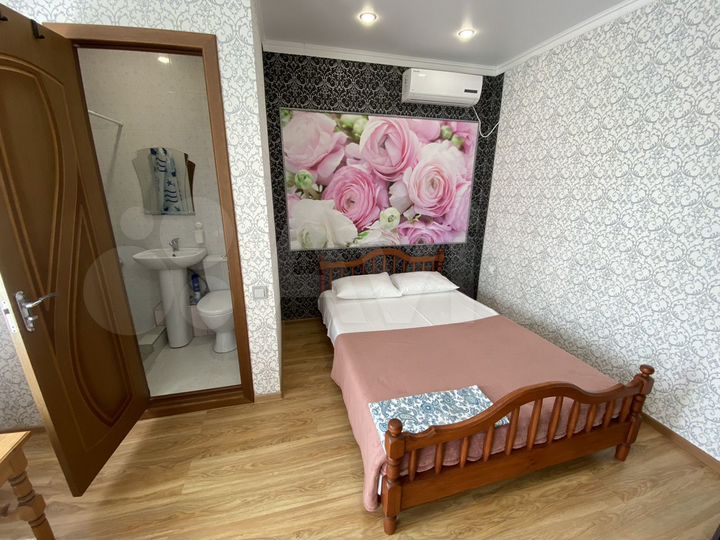 Комната 25 м² в 4-к., 2/3 эт.