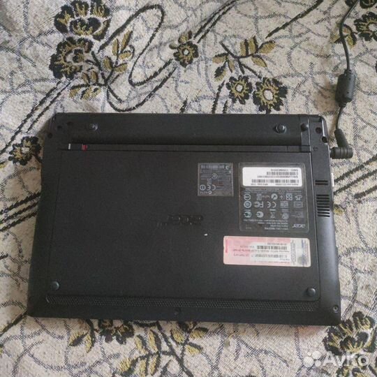 Нетбук Acer Aspire One 522
