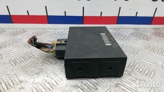 Блок комфорта volkswagen bora 1 (UBE09M301)