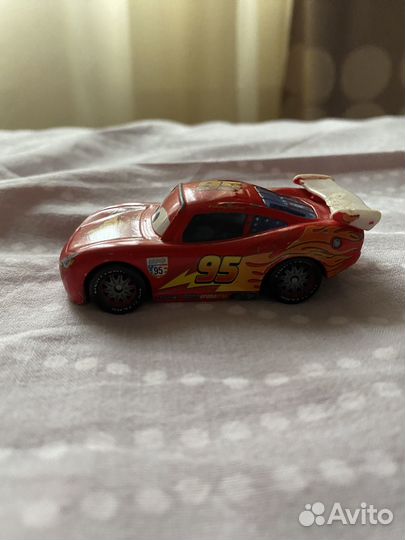 Машинка молния маквин