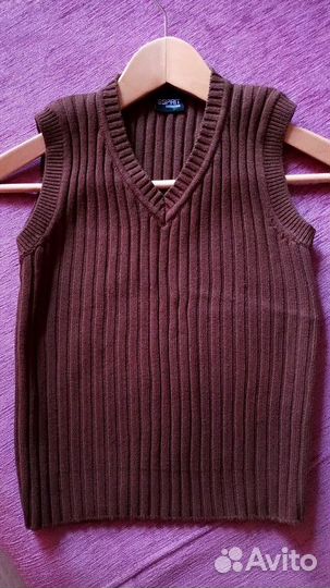 Жилетка вязаная