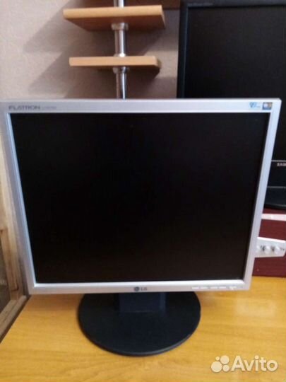 Монитор LG