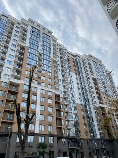 2-к. квартира, 50 м², 10/19 эт.