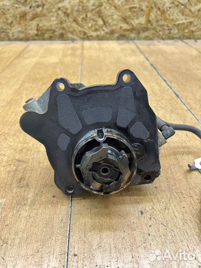 Вакуумный насос Opel Astra H Z19DTH 2007