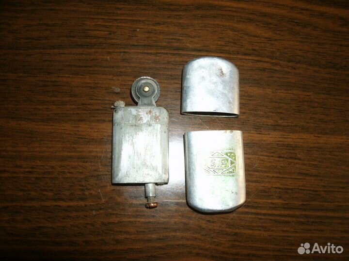 Зажигалка бензиновая