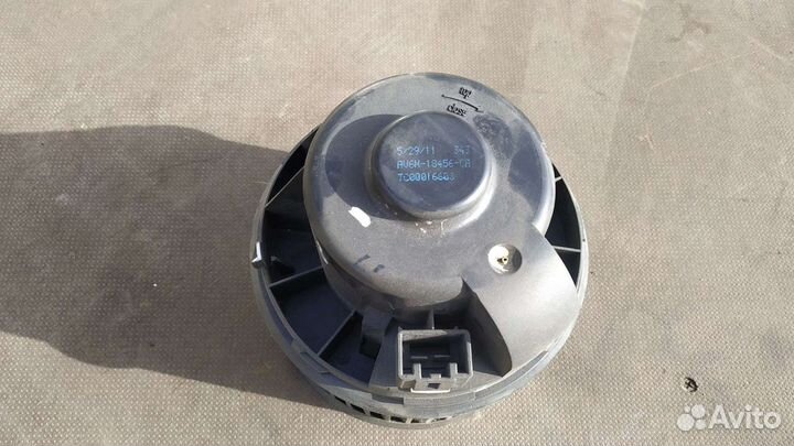 Вентилятор печки Форд Фокус 3