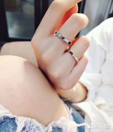 Кольцо Bvlgari в фирменной упаковке