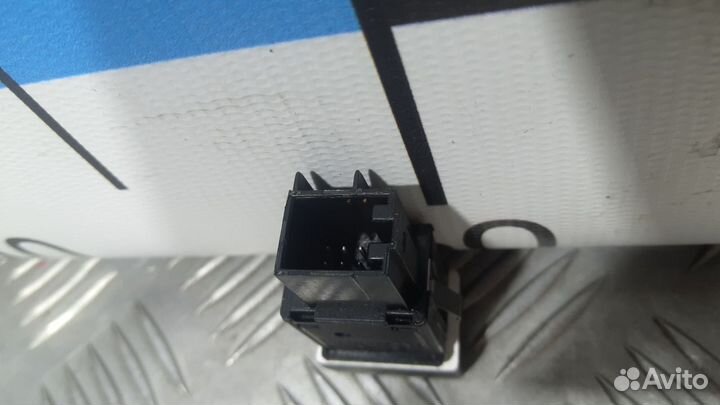 Б/У Выключатель парковочного ассистента#002