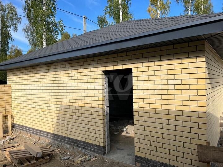 Дом 100 м² на участке 8 сот.