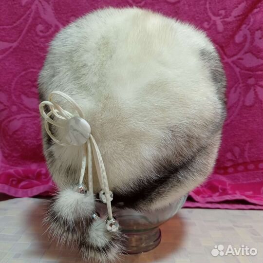 Берет женский норковый