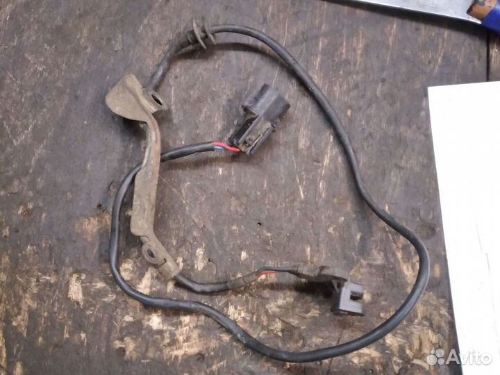 Датчик положения коленвала 6G74 sohc Pajero II