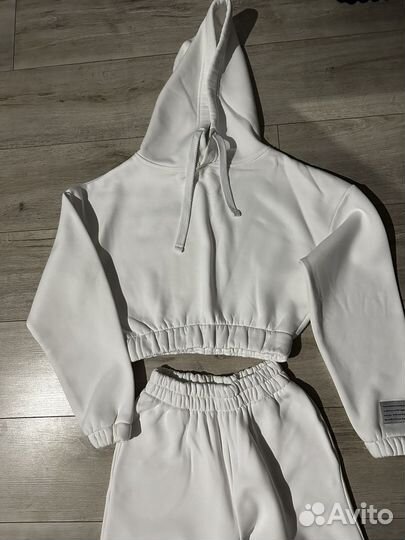 Спортивный костюм женский