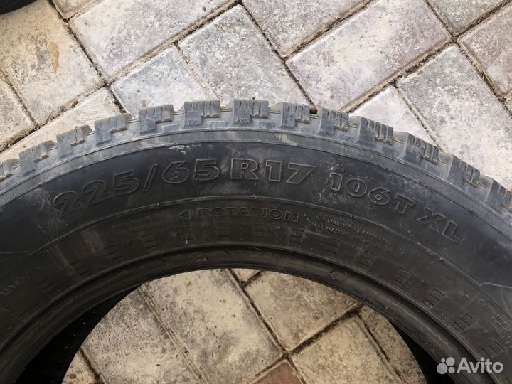 Nokian Tyres Hakkapeliitta 5 2.25/65 R17