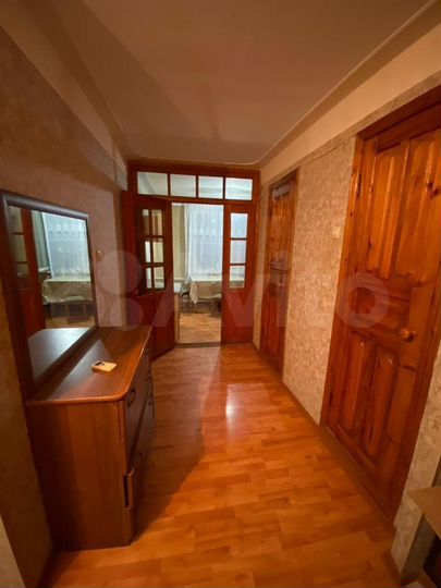 2-к. квартира, 55 м², 4/6 эт.