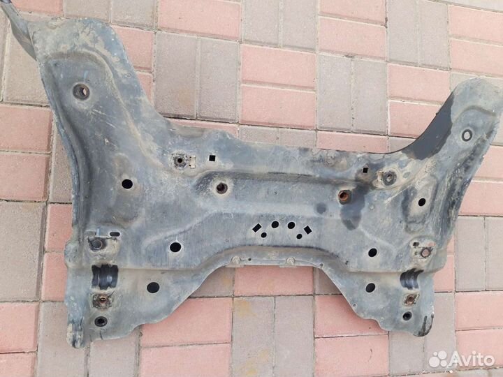 Подрамник передний Citroen C4 B7 седан