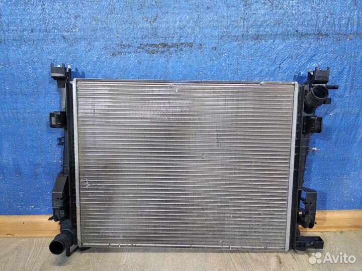 Радиатор двс Logan 2