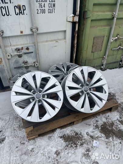 Оригинальные диски Audi R19 5/112