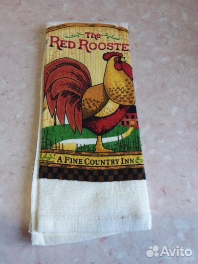 Полотенца разные и фартук. Новые