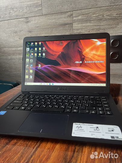 Ноутбук asus