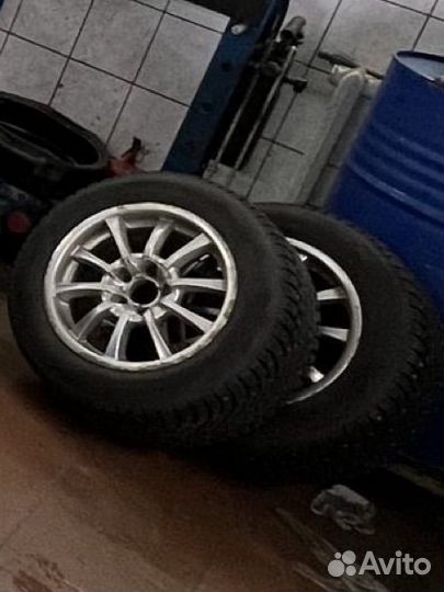 Колёса R16 в сборе Зимние. Pirelli шипы