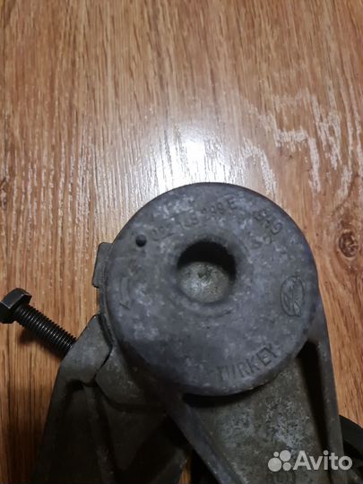 Натяжной ролик volkswagen touareg nf 3.6