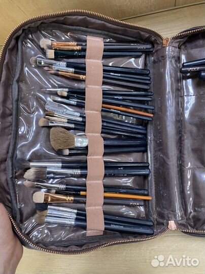 Кисти для макияжа