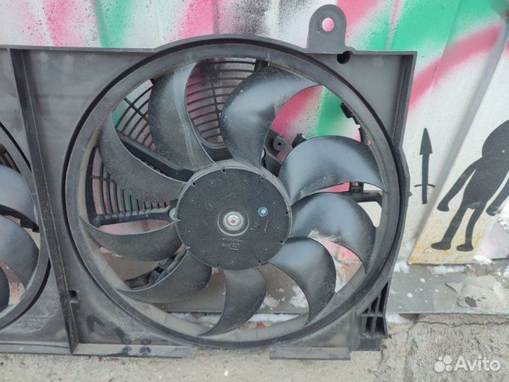 Диффузор передний Nissan Leaf AZE0-061302 EM57