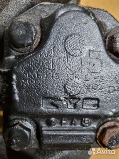 Насос гидроусилителя Volkswagen Transporter