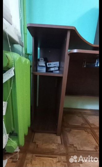 Компьютерный стол