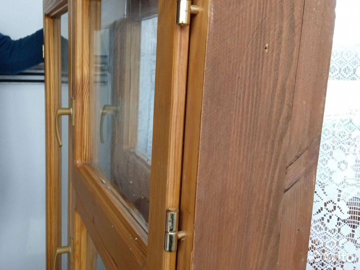 Оконный блок деревянный