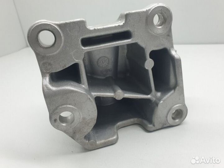 Опора кпп Kia K5 DL3 2.0 2021